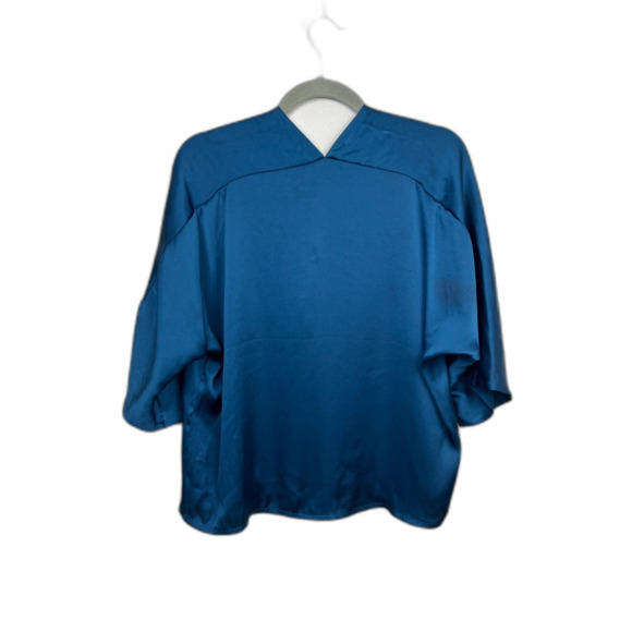 NWT  THE RESET Blue Satin V Neck Pullover Blouse Top Shirt Women's Size Small - Picture 5 of 8